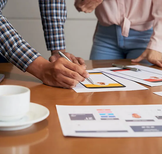 Analyse et planification, illustrant la méthodologie de travail pour une gestion stratégique.